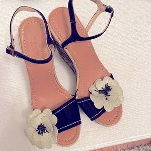 Kate Spade 9M, black with white seams and gray flowers.